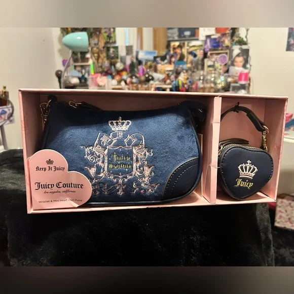 Juicy Couture Royal Blue small shoulder bag and Heart Pouch Set - Picture 1 of 1